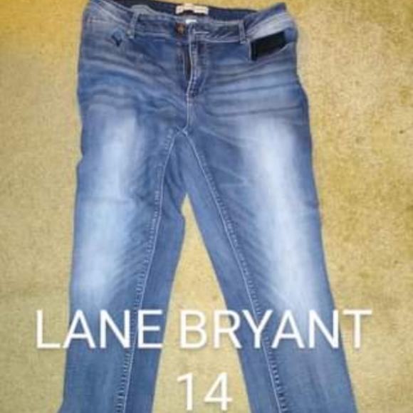 Womens Clothes - Picture 4 of 8